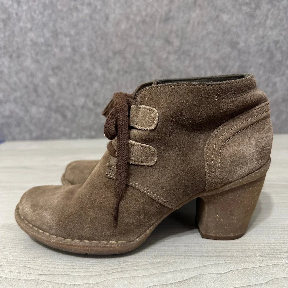 Clarks please see